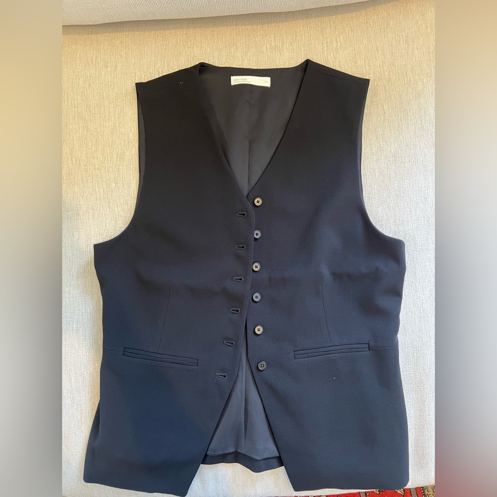OAK + FORT Black Women's Tailored Vest